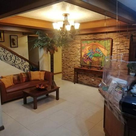Reddoorz At Casa Marabella Villamonte Bacolod City Exterior photo
